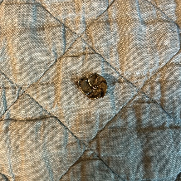 Pansy Charm for Bracelet - Picture 2 of 3